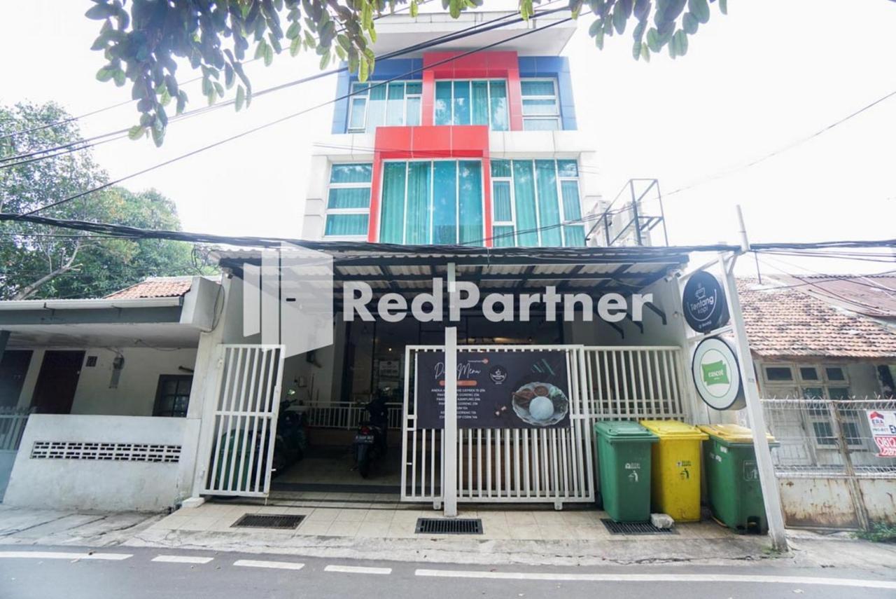 Eascot Hotel Mitra Reddoorz Jakarta Exteriör bild